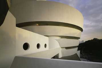 Έκθεση αφιερωμένη στο Φρανκ Λόιντ Ράιτ στο Μουσείο Γκούγκενχαϊμ της Νέας Υόρκης