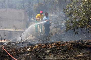 Πυρκαγιά ξέσπασε στη νότιο Εύβοια, υπό πλήρη έλεγχο το πύρινο μέτωπο στην Πάρνηθα