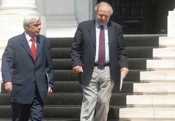 Αυστηρά μέτρα ανακοίνωσε η κυβέρνηση για την παράνομη μετανάστευση