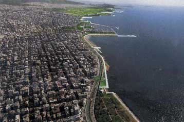 Την παραλιακή πιάνει φέτος η Μπιενάλε της Αθήνας με θέμα τον «Παράδεισο»