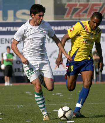 Ενίσχυση στη δεξιά πτέρυγα για τον Λεβαδειακό με την απόκτηση του Χαλούλου