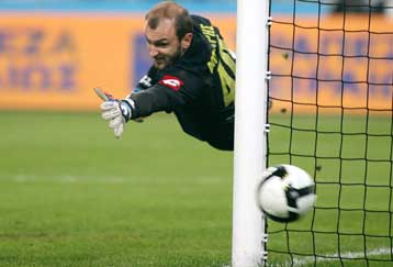 Στο στόχαστρο της Σταντάρ Λιέγης ο Γιώργος Αμπάρης