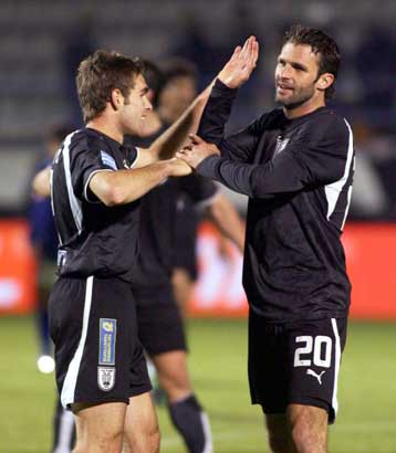 Μίετσελ και Αραμπατζή θέλουν στον Εργοτέλη, αλλά «βλέπουν» και Έλληνα φορ