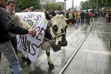 Σε δυναμικότερες μορφές διαμαρτυρίας θα στραφούν οι Γάλλοι εργαζόμενοι