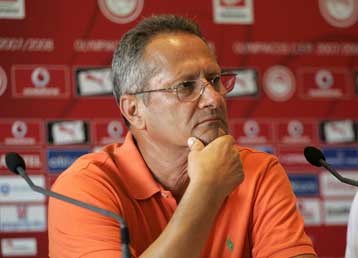 Περιπλέκεται του Μπομπό, καμία επαφή λέει η Μπεσίκτας