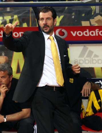 «Δεν φεύγω όταν υπάρχουν προβλήματα» είπε ο Ματσόν και ουσιαστικά παρέμεινε στον Αρη