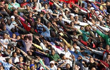 Δωρεάν εισιτήρια στο Συνομοσπονδιών για να γεμίσουν τα γήπεδα