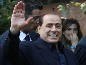 Σε νέες φήμες για τα «ροζ» πάρτι του Μπερλουσκόνι αναφέρεται η Corriere della Sera