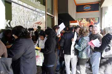 Ανεργία 9,3% προβλέπει για το 2010 η Alpha Bank