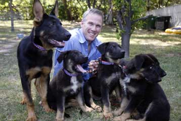 Κλωνοποιήθηκε ο σκύλος που βρήκε τον τελευταίο επιζώντα της 11ης Σεπτεμβρίου