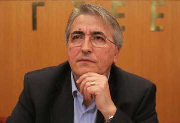 Διασφάλιση δικαιωμάτων των Ταμείων στην αύξηση κεφαλαίου της ΕΤΕ ζητά η ΓΣΕΕ