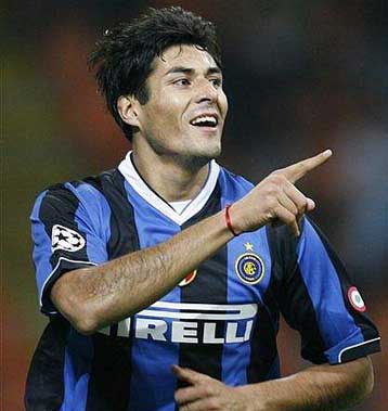 Απέκλεισε την περίπτωση του Παναθηναϊκού ο μάνατζερ του Χούλιο Κρουζ