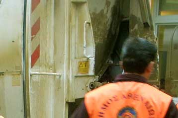 Παράταση συμβάσεων για τους εργαζόμενους των ΟΤΑ σε καθαριότητα και υπηρεσίες