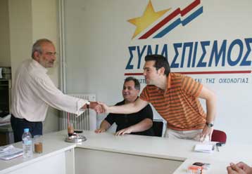 Σε βαρύ κλίμα συνεδριάζει η Κοινοβουλευτική Ομάδα του ΣΥΡΙΖΑ