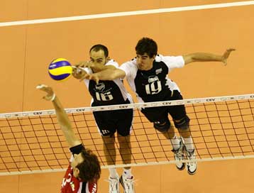 Η εθνική ανδρών ηττήθηκε με 3-0 σετ από τη Γερμανία στη Βρέμη