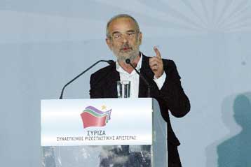 Ανακάλεσε τελικά την παραίτησή του ο Αλέκος Αλαβάνος