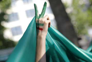 Έγκυρες οι εκλογές στο Ιράν, επιμένει το Συμβούλιο των Φρουρών