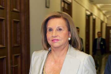 Μείωση της ανεργίας στο δεύτερο τρίμηνο προβλέπει η Φάνη Πετραλιά