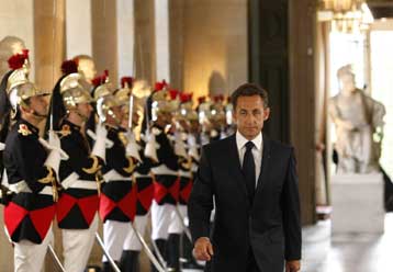 Ένας Μιτεράν στο νέο Υπουργικό Συμβούλιο του Νικολά Σαρκοζί