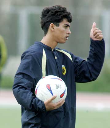 Επίσημη πρόταση της ΑΕΚ για απόκτηση του Λεονάρντο