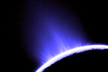 Νέες ενδείξεις για τον υπόγειο ωκεανό του Εγκέλαδου