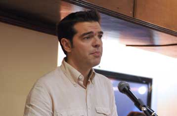 Συγγνώμη για την εικόνα που δείξαμε ζητά από τον κόσμο της Αριστεράς ο Αλ.Τσίπρας