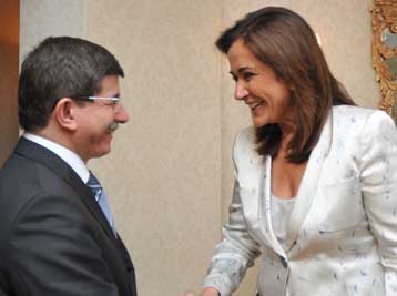 Αρνητική στάση της Αγκυρας για παράνομη μετανάστευση και παραβιάσεις