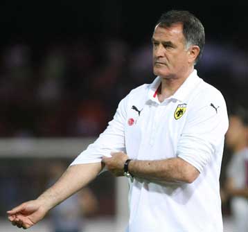 Συν τρεις στην «πρώτη» της ΑΕΚ σε αναμονή του Λούκατς