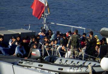 Περιοδεία Παυλόπουλου, Μπαρό στις πύλες εισόδου παράνομων μεταναστών