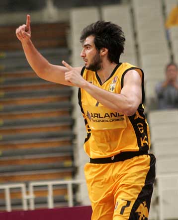 Η Καβάλα περιμένει την απάντηση του Τοπούτου, ο οποίος εξετάζει προτάσεις