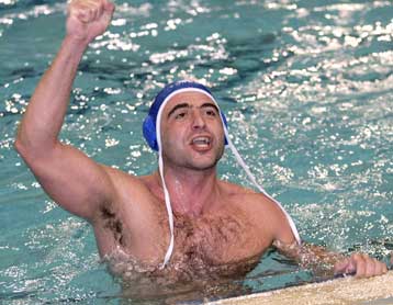 Ο πολίστας του Ολυμπιακού, Τάσος Σχίζας ανανέωσε το συμβόλαιό του για δύο χρόνια