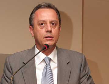 Κόντρα στη Βουλή για τα νέα φορολογικά μέτρα