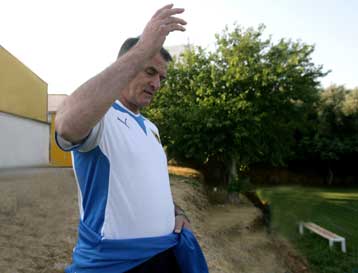 «Η ΑΕΚ πάει πάντα για πρωτάθλημα» είπε ο Ντούσκο