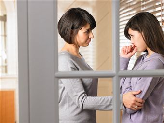 Πώς μπορεί να καταλάβει κάποιος ότι το παιδί του κάνει χρήση ουσιών;