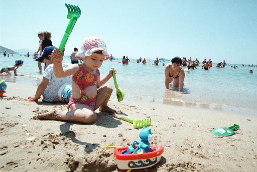 Στην παραλία με ασφάλεια