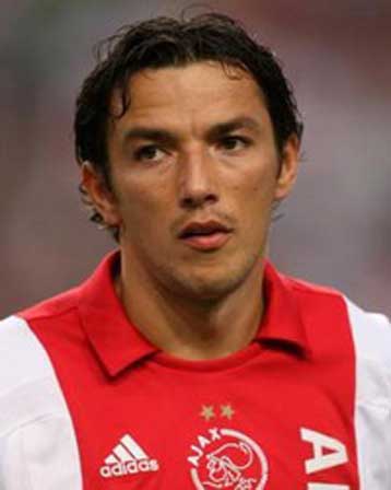 Το σκέφτεται η ΑΕΚ για τον Ογκαράρου του Αγιαξ