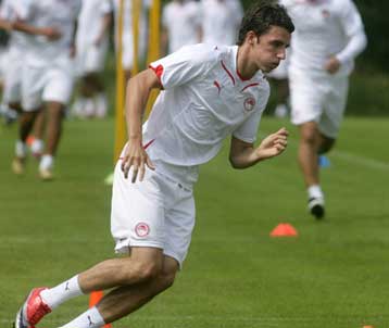 Πονούν «Ντάρμπι» και Μπελούτσι, παζάρια για Κάλστρομ – Γκονζάλες