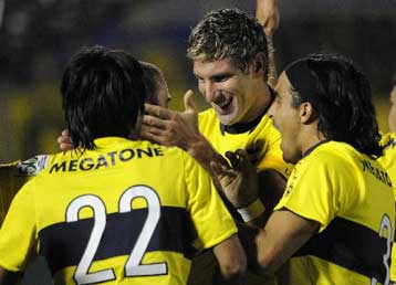 Φιλικό του Αρη με τη Μπόκα και απόκτηση του Αραβίδη