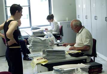 Νέες οδηγίες της Εφορίας για τα λάθη στο Ε9