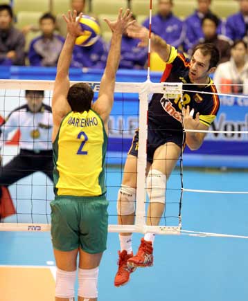 Η ΕΑΠ απέκτησε με τη μορφή δανεισμού τον διεθνή Ισπανό ακραίο Ίσραελ Ροντρίγκες