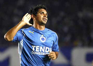 «Θέλω Ολυμπιακό» είπε ο Βραζιλιάνος φορ Γκιγιέρμε