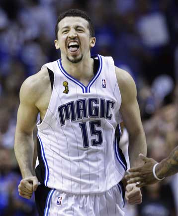 Στους Ράπτορς ο Τούρκογλου, παραμένει για έναν χρόνο στους Λέικερς ο Τζάκσον