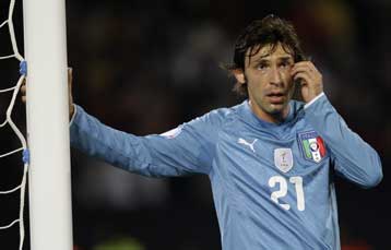 Ο Πίρλο προτιμά την Ατλέτικο Μαδρίτης από την Τσέλσι