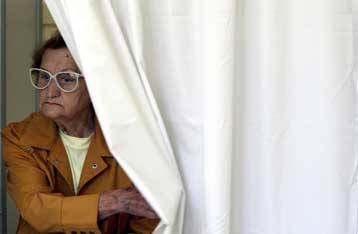 Βουλευτικές εκλογές δυσαρέσκειας στη Βουλγαρία με φόντο τη διαφθορά