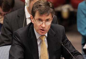 Διάσημο στο Facebook έκανε τον αρχηγό της ΜΙ6 η σύζυγός του!