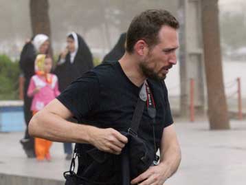 Απελευθερώθηκε ο Έλληνας δημοσιογράφος που κρατείτο στο Ιράν