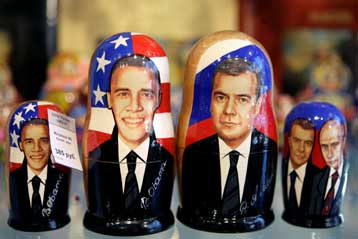 Επίσκεψη Ομπάμα στη Μόσχα με προσδοκίες αναθέρμανσης των σχέσεων ΗΠΑ-Ρωσίας