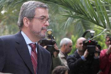 Εγγυήσεις για να δώσει ονόματα φέρεται να επιζητά ο Μ.Χριστοφοράκος