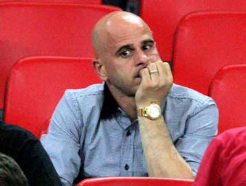 Μεταγραφικές δυσκολίες στον Ολυμπιακό και καθυστέρηση αύξησης του Μετοχικού Κεφαλαίου