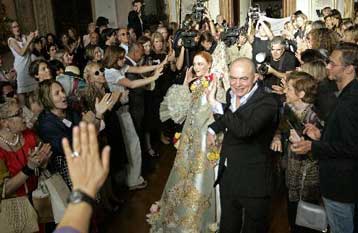 Δοκιμάζονται οι αντοχές των οίκων υψηλής ραπτικής τον καιρό της κρίσης